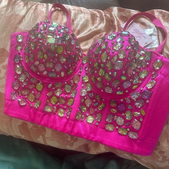 🫶🏼Bejeweled Bustier Cropped Top - Picture 3 of 7